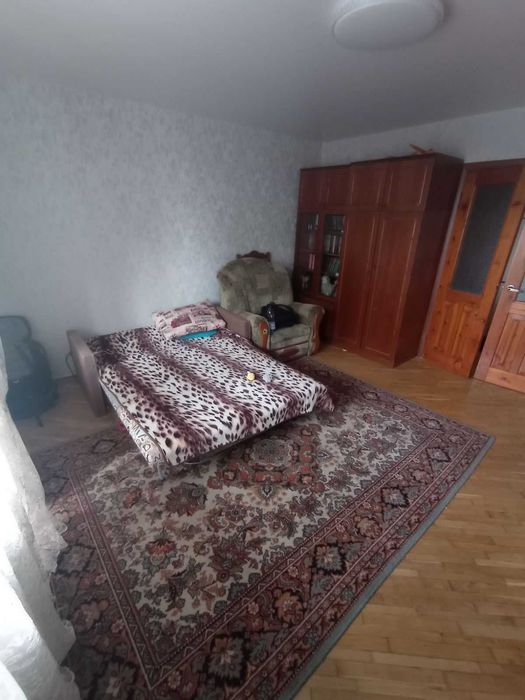 3 к. кв. в цегляному будинку по вул. Пастерівська