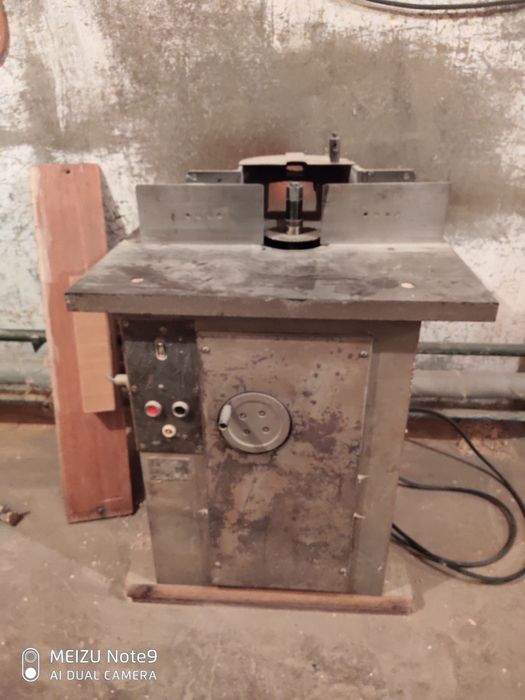 Продам фрезерный станок