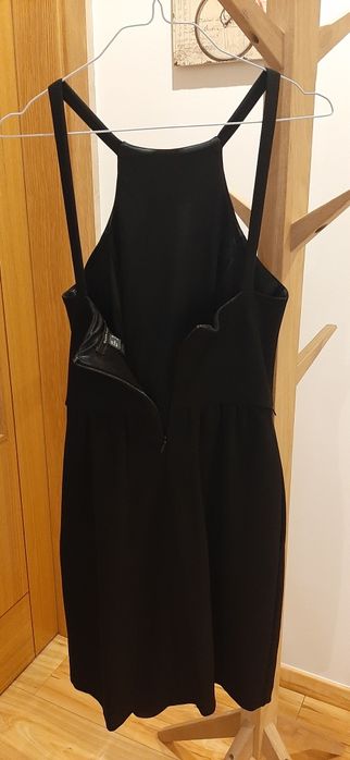 Vestido de cerimónia preto (usado uma vez)