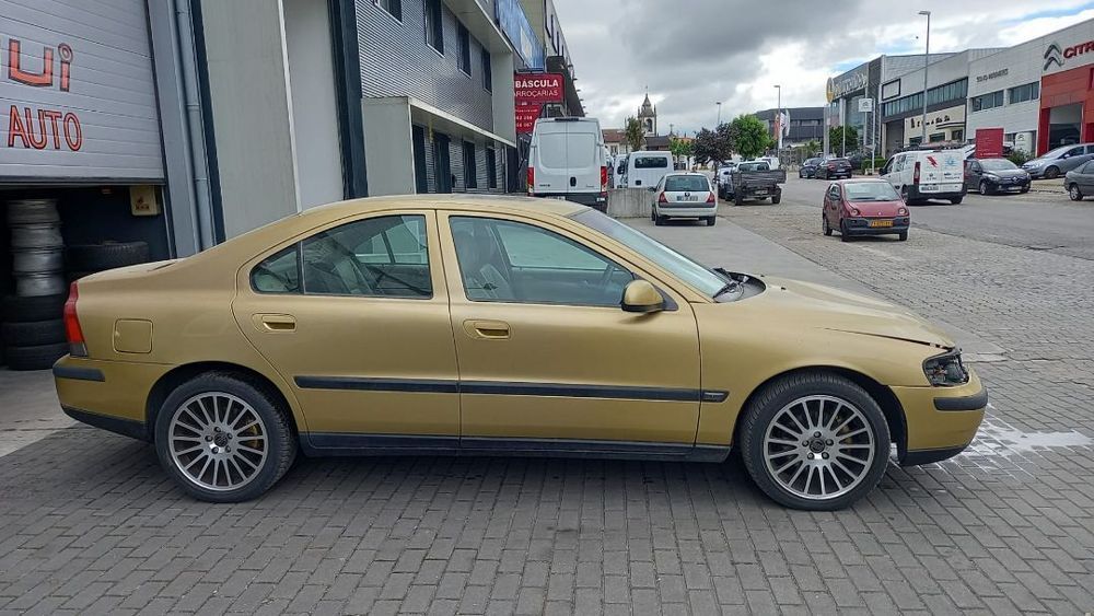 Portas Volvo S60 D5 2.4D 163cv 5244T de 2002