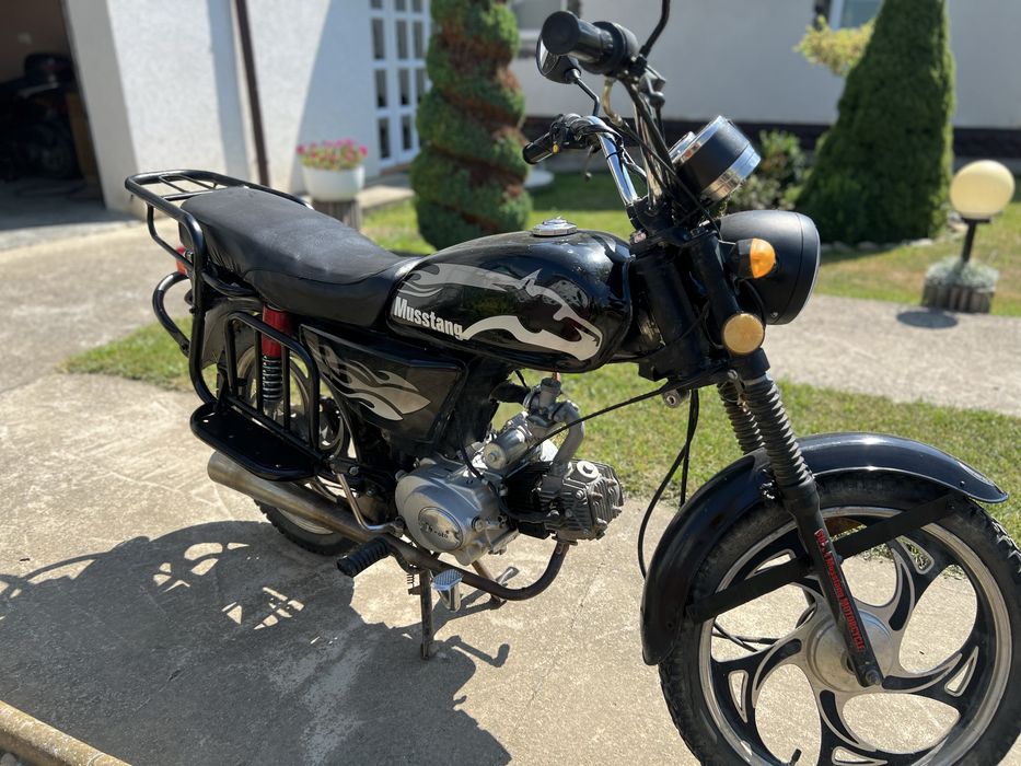 Продам альфу мустанг 110