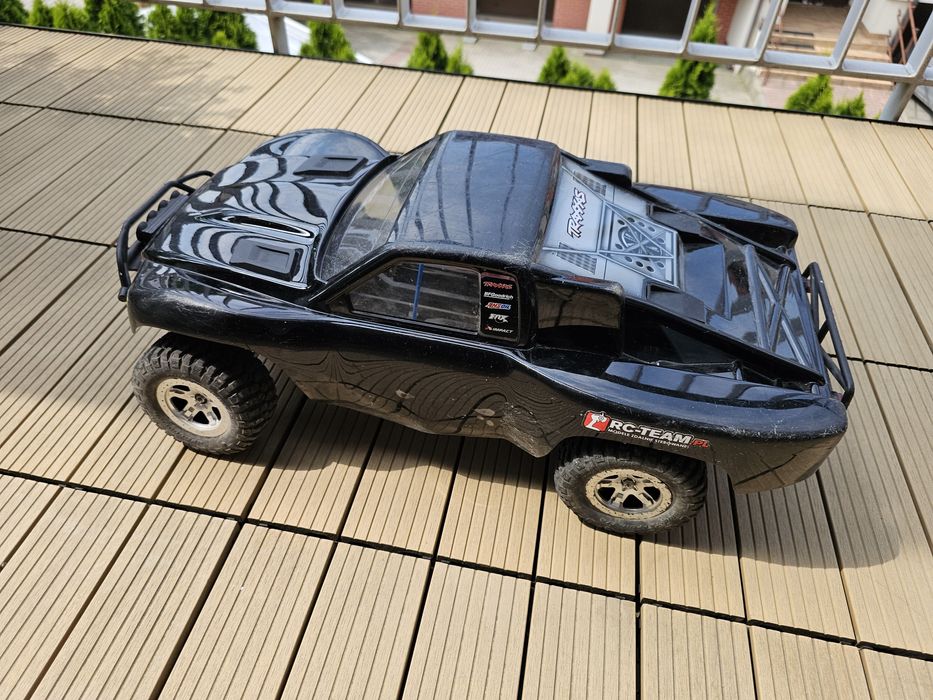 Model Traxxas Slash 2WD + bogaty zestaw - użyty kilka razy - polecam!