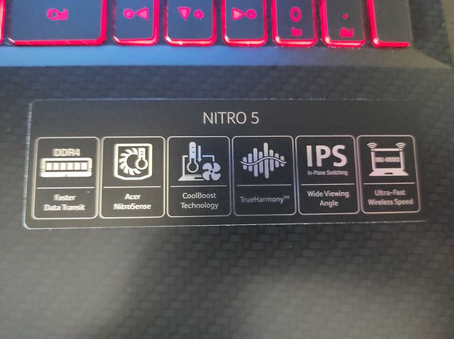 Laptop ACER Nitro 5  15.6 IPS i5-8300H 8GB RAM 512GB