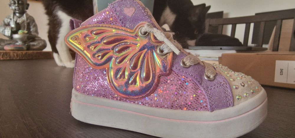 Sapatilhas sketchers borboleta menina