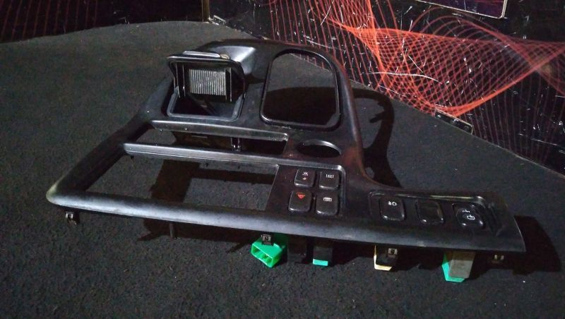 Consola Central Kia Carnival I (Up)