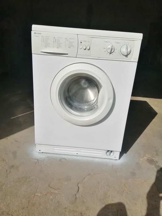 Máquina de lavar roupa Indesit 5kgs