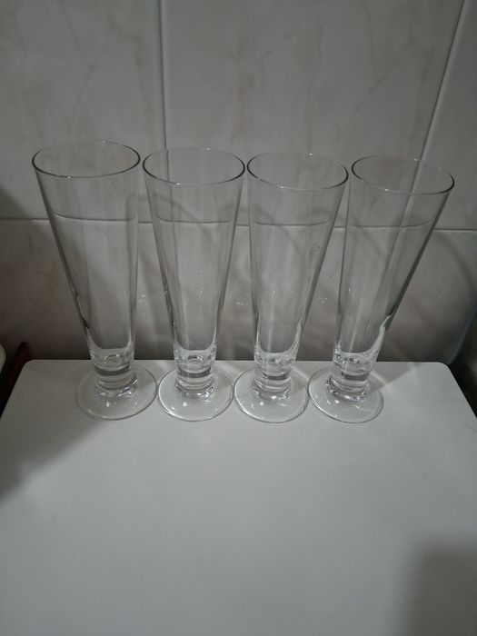 4 Copos Cerveja Imperial 25cl - NOVOS
Seja o primeiro a aval