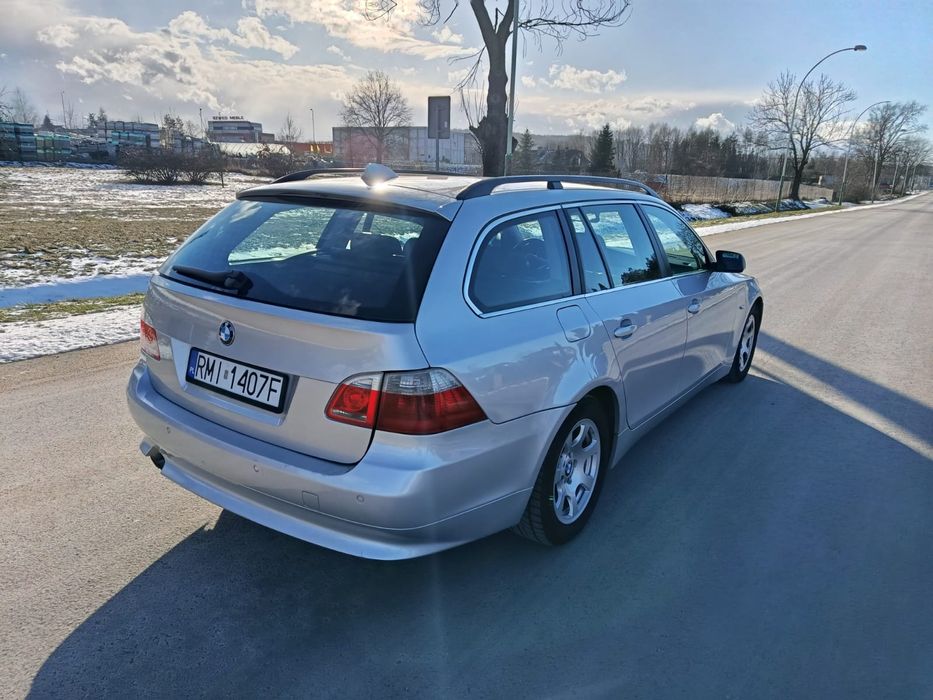Bmw seria  5 e61 525i