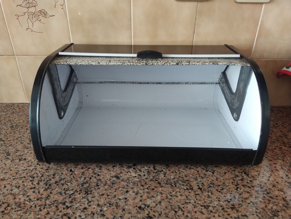Caixa de pão para guardar pão casa apartamento vivenda quarto cozinha.