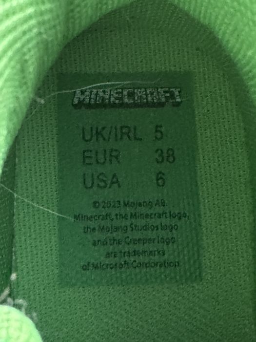 Кроссовки высокие майн крафт 38р