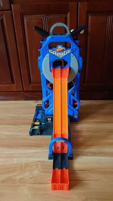 HOT WHEELS City Rajdowy garaż FTB68 Staszów •