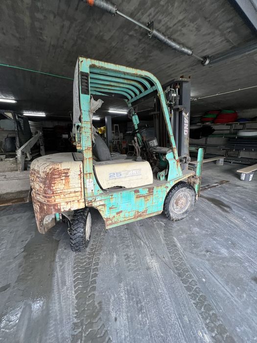 Empilhador a gasoleo