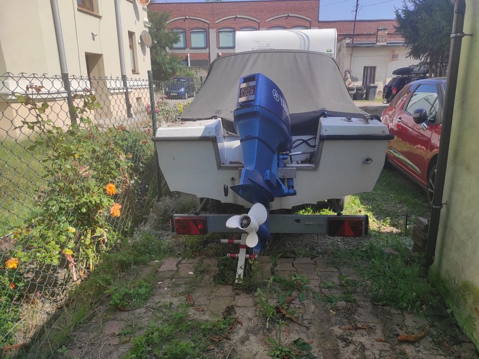 Łódź przyczepa i silnik