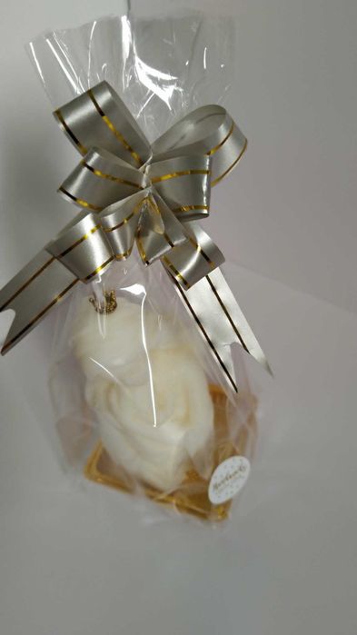 Vela Artesanal Aromática - Mãe com Bebé ao Colo.