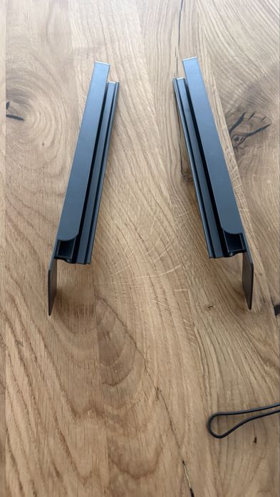 Zaslepki parapetu aluminiowe 22,5 cm