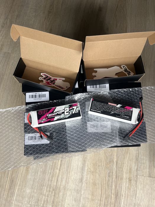 CNHL 4s 2700mAh 40c xt60 lipo baterie