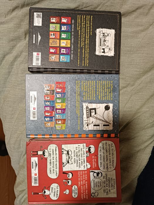 Livros "O diário de Um banana" e o diário do Rowley