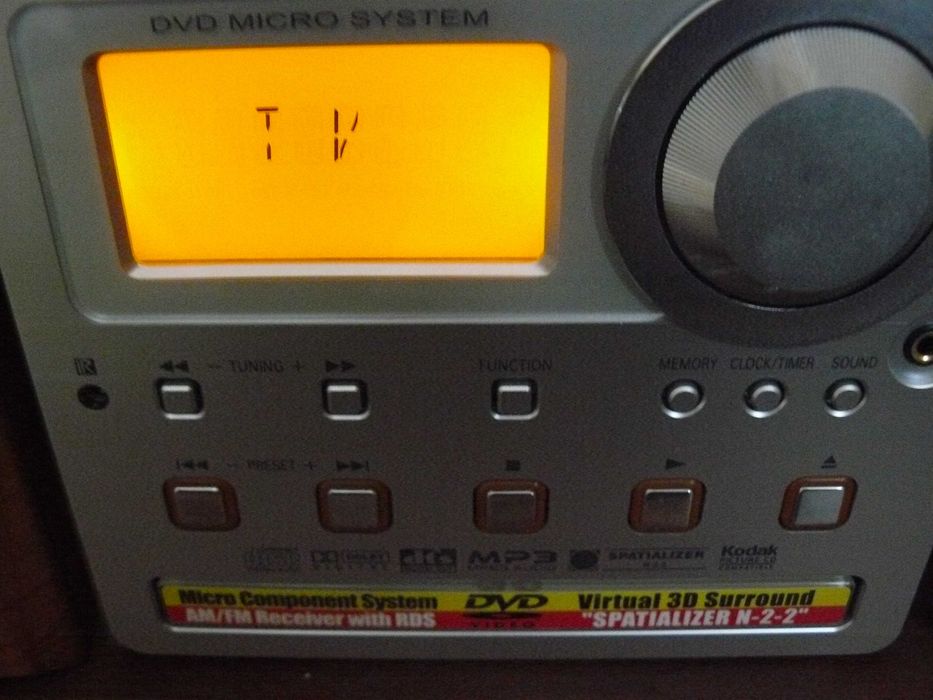 Wieża Sanyo RDS z pilotem mp3 dvd