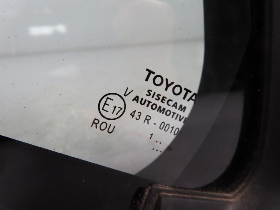 Vidro Fixo Porta Toyota Yaris Cross