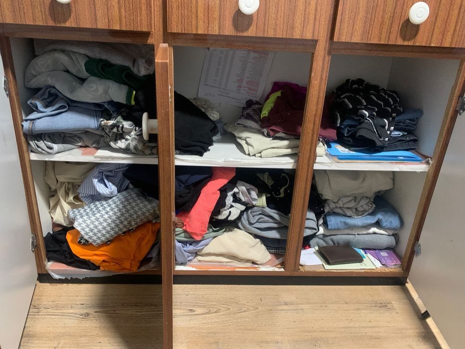 Moveis , mesa, geladeira, cômoda , cadeiras64750495775490122