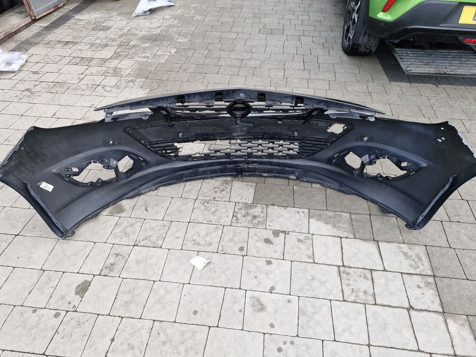 Бампер передній Opel Astra J 2012-2015 рестайл