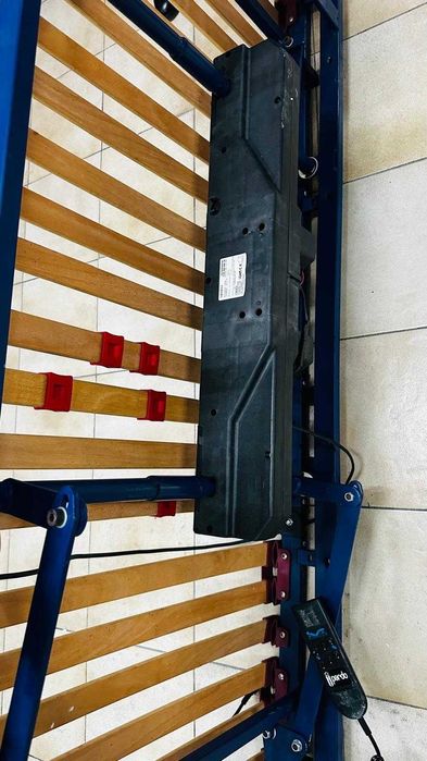 2 Estrados articulados elétricos