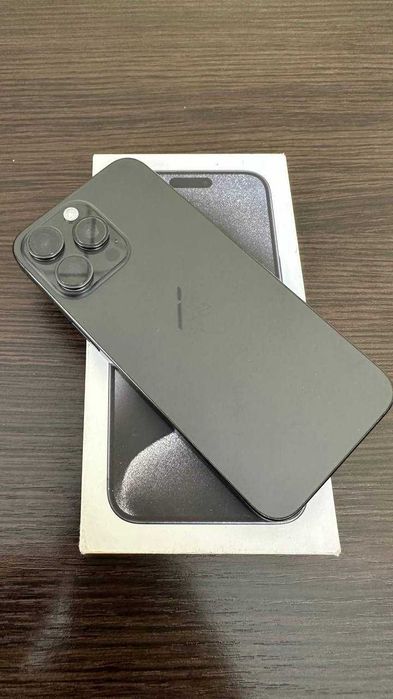 Продам 15 Pro Max Black Titanium 256gb, Neverlock