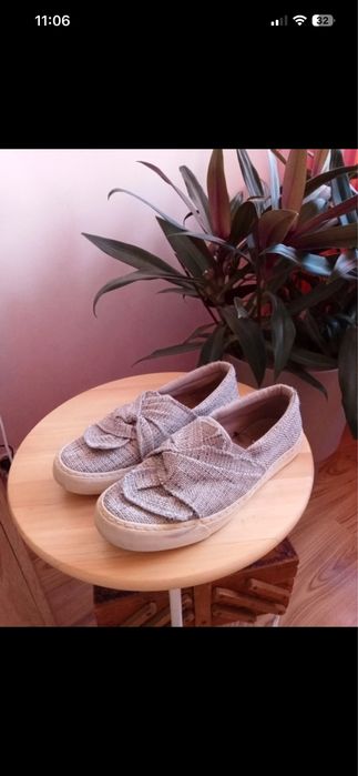 Damskie buty wkładane