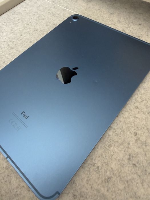 iPad 10 gen 64GB Cellular SIM eSIM niebieski bardzo ładny stan