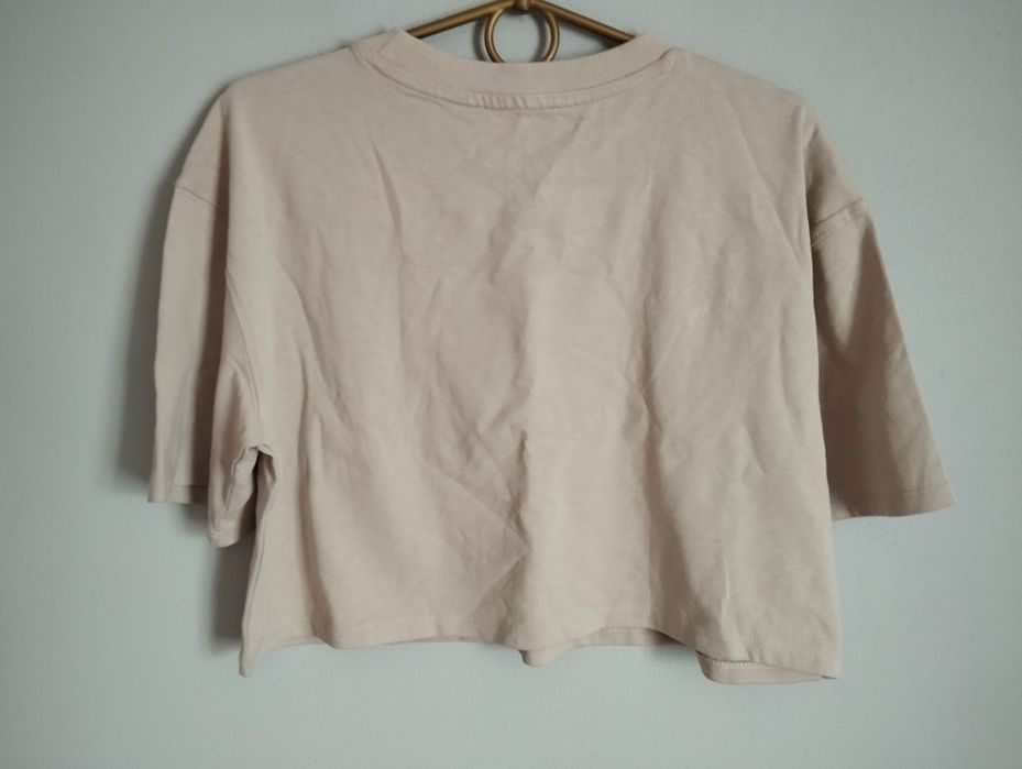 Вкорочена бежева футболка Zara