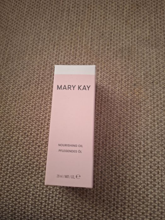 Mary Kay olejek odżywczy.