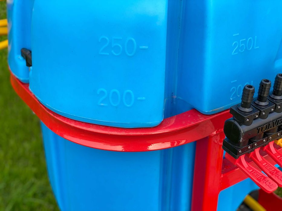 Обприскувач від 200 л. оприскувач навісний ТОП КОМПЛЕКТАЦІЯ