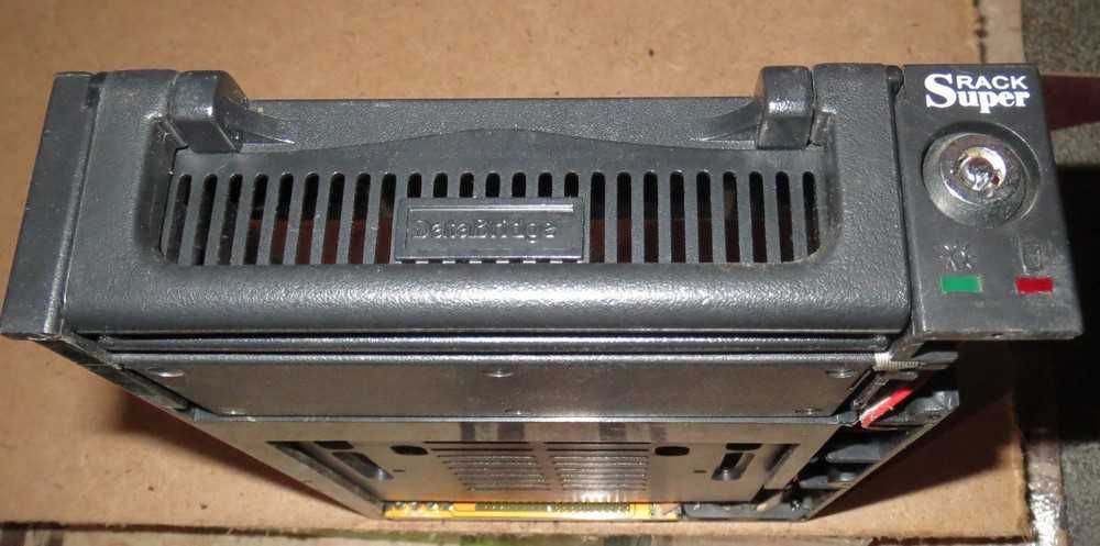 Карман HDD 3.5 IDE DataBridge