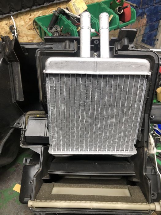 Замена радиатора печки Ланос ,замена печки ,промывка печки ,промывка