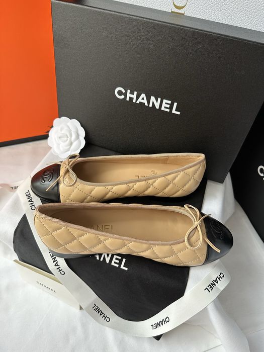 Baleriny Chanel beige leather