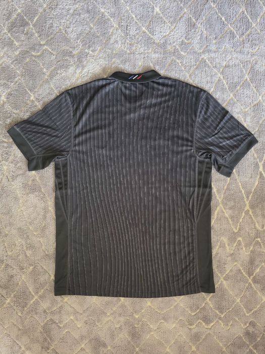 PSG Jordan 4th jersey 25/26 - size L