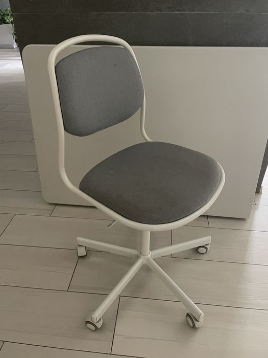 Krzesło obrotowe IKEA Sporren dla dzieci