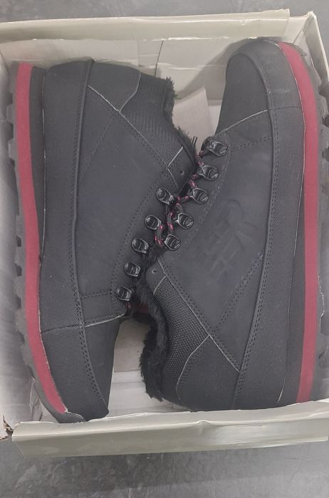 Buty trekingowe z futerkiem