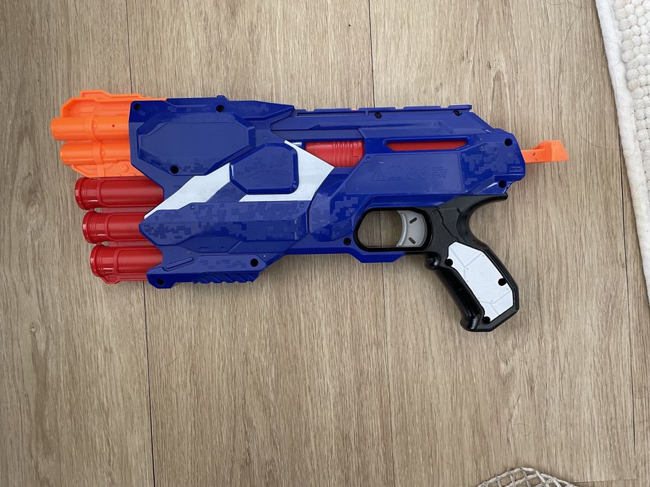 Nerf dual strike