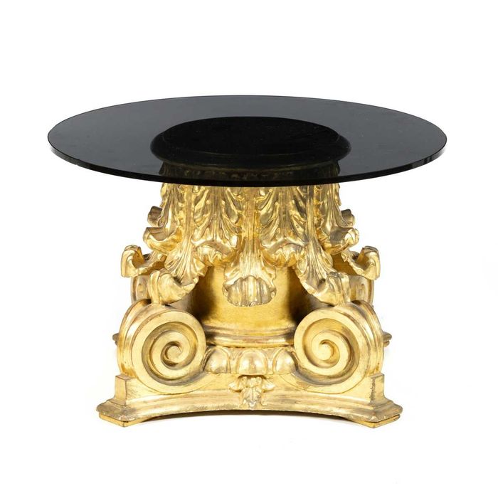 Mesa de centro adaptada de capitel