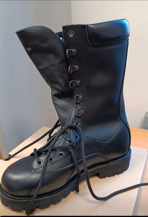 Botas tipo militar