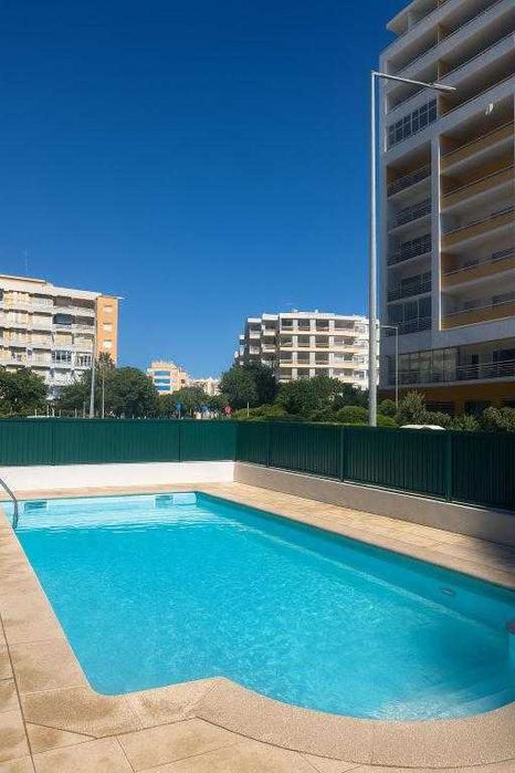 T1 Praia da Rocha, Piscina