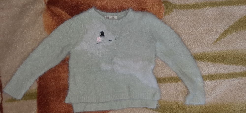 Свитер на девочку H&M