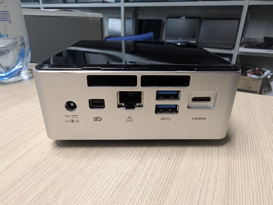 Міні пк Intel NUC5i3RYH  є 100 шт