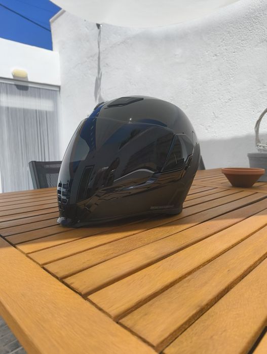 Capacete Icon Airflite Stealth MIPS