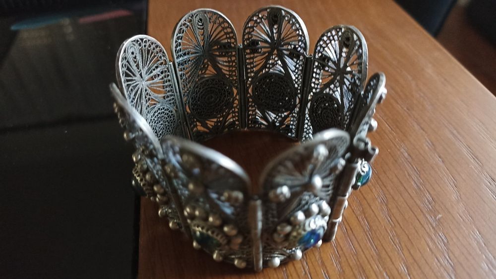 Bracelete em filigrana e Opalas preciosas