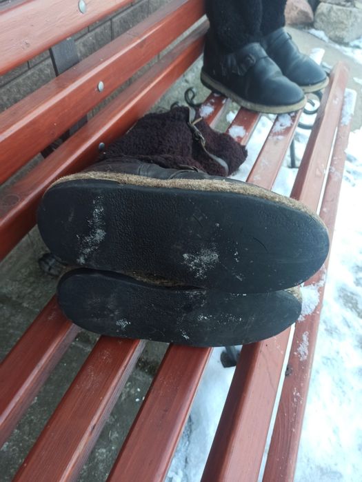 Унти з натуральної овчини