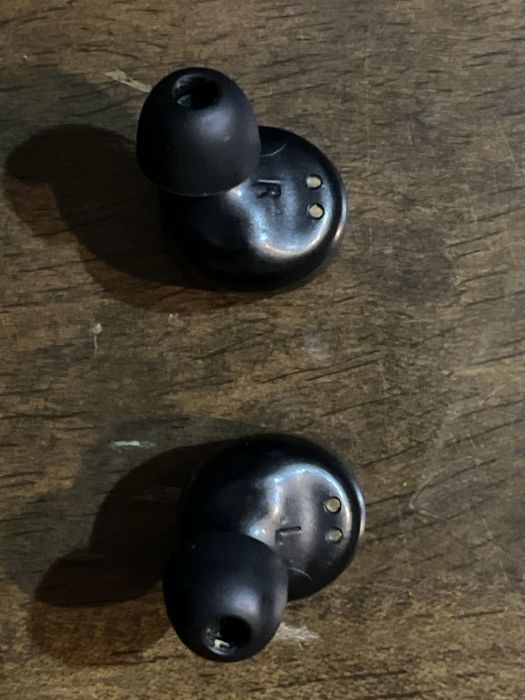 Fones sem fio e sem caixa (Bluetooth)