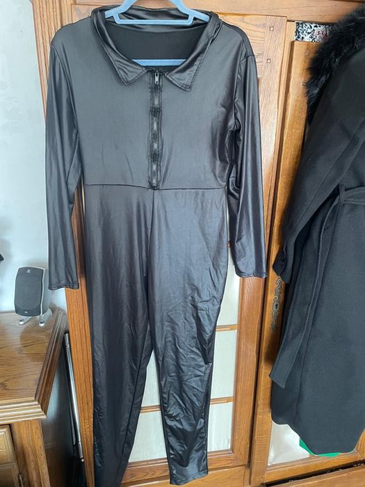 Super kombinezon jak lateks, skóra, roz L-XL Halloween