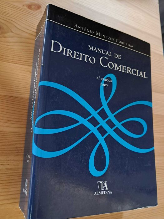 Manual de Direito Comercial - 2ª Edição - António Menezes Cordeiro
